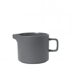 Blomus кана Pilar, 1л - цвят сив (pewter)