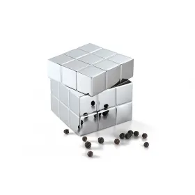 Philippi мелничка за сол или пипер “cube“